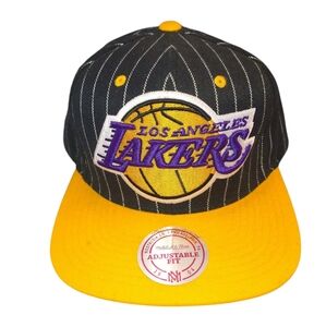 Rare Mitchell Ness Nostalgia LA Lakers Hat Yellow Black SnapBack